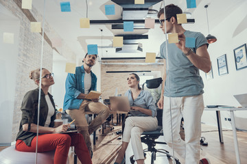 内燃机车（火车）可分为哪些种类？