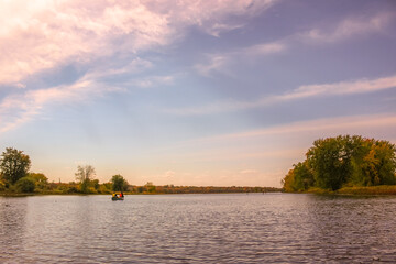 内燃机车（火车）可分为哪些种类？