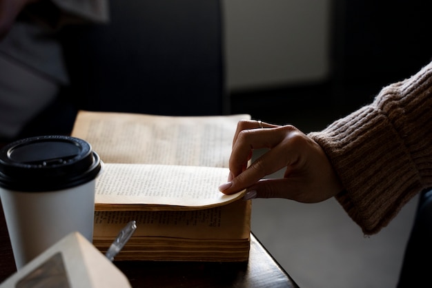 婚礼司仪主持词